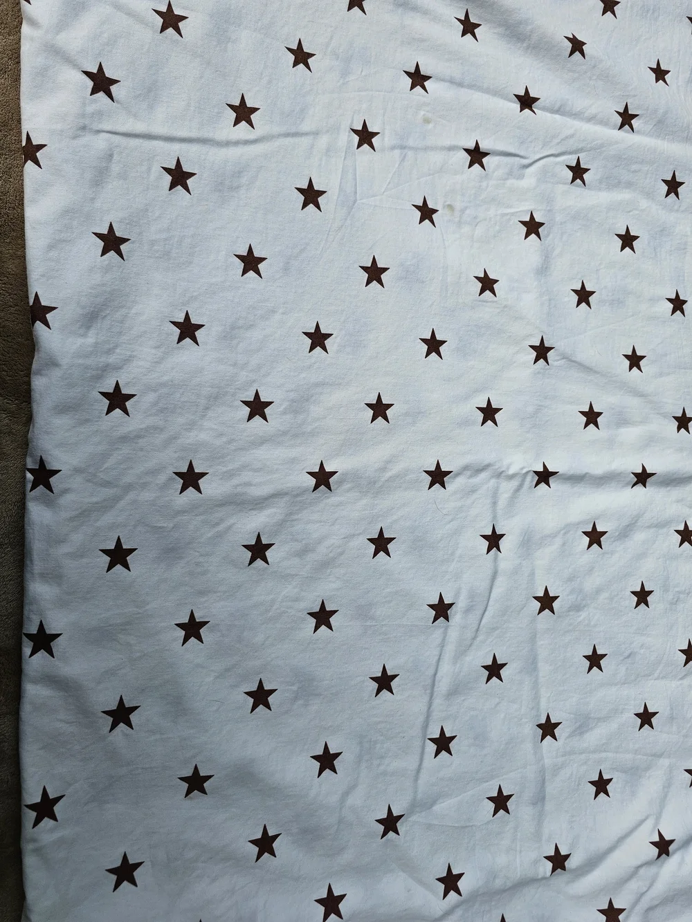 Serena & Lily White Sheet Set with Brown Star Print
